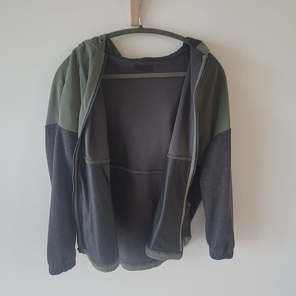 Green Columbia Zip Sweater - Picture 3 of 7